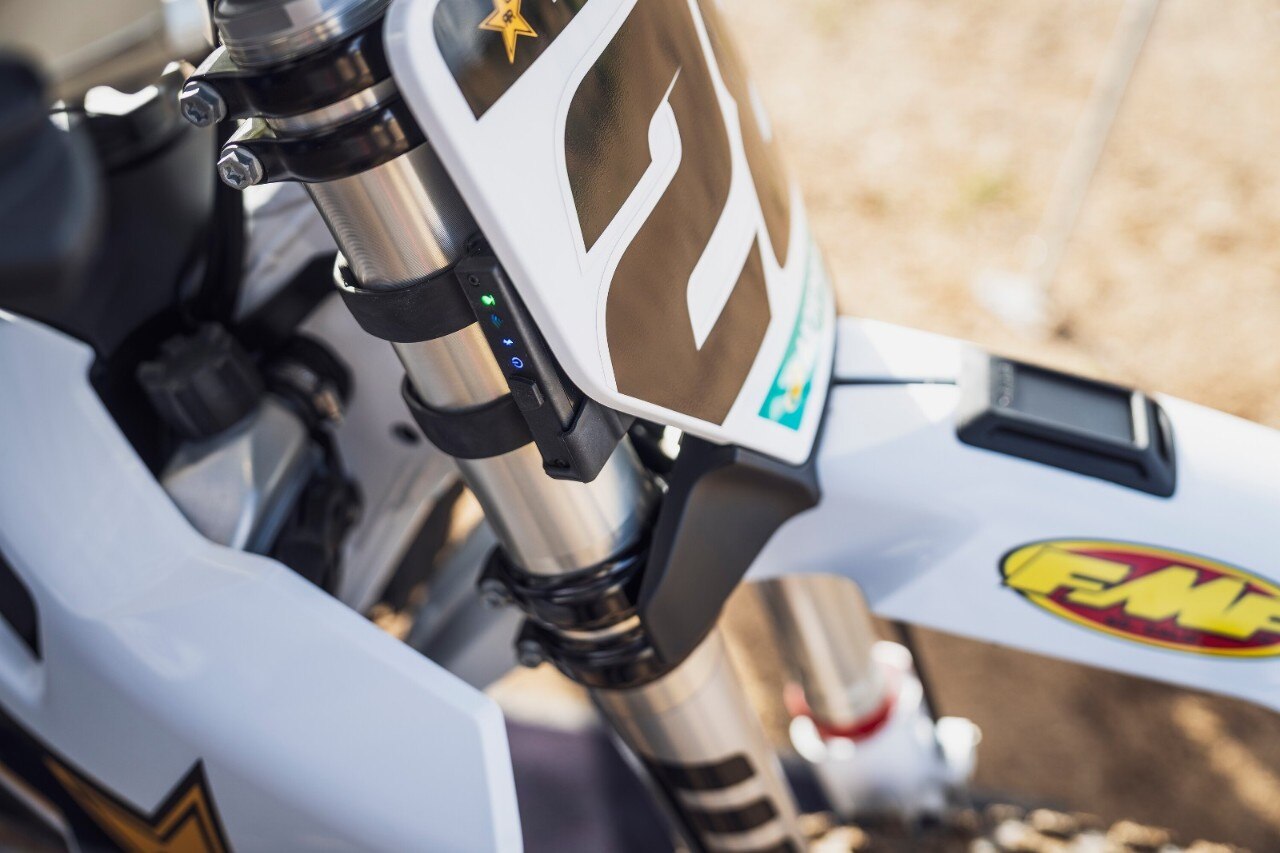 Husqvarna presenta le nuove FC 250 e FC 450 Rockstar Edition 2024 